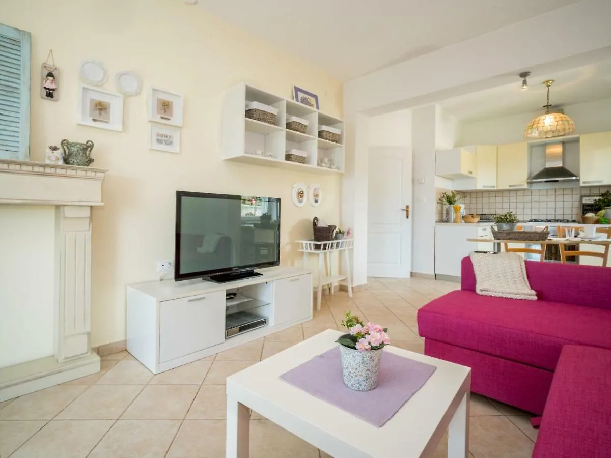 Apartment Moira-2 By Interhome Ika